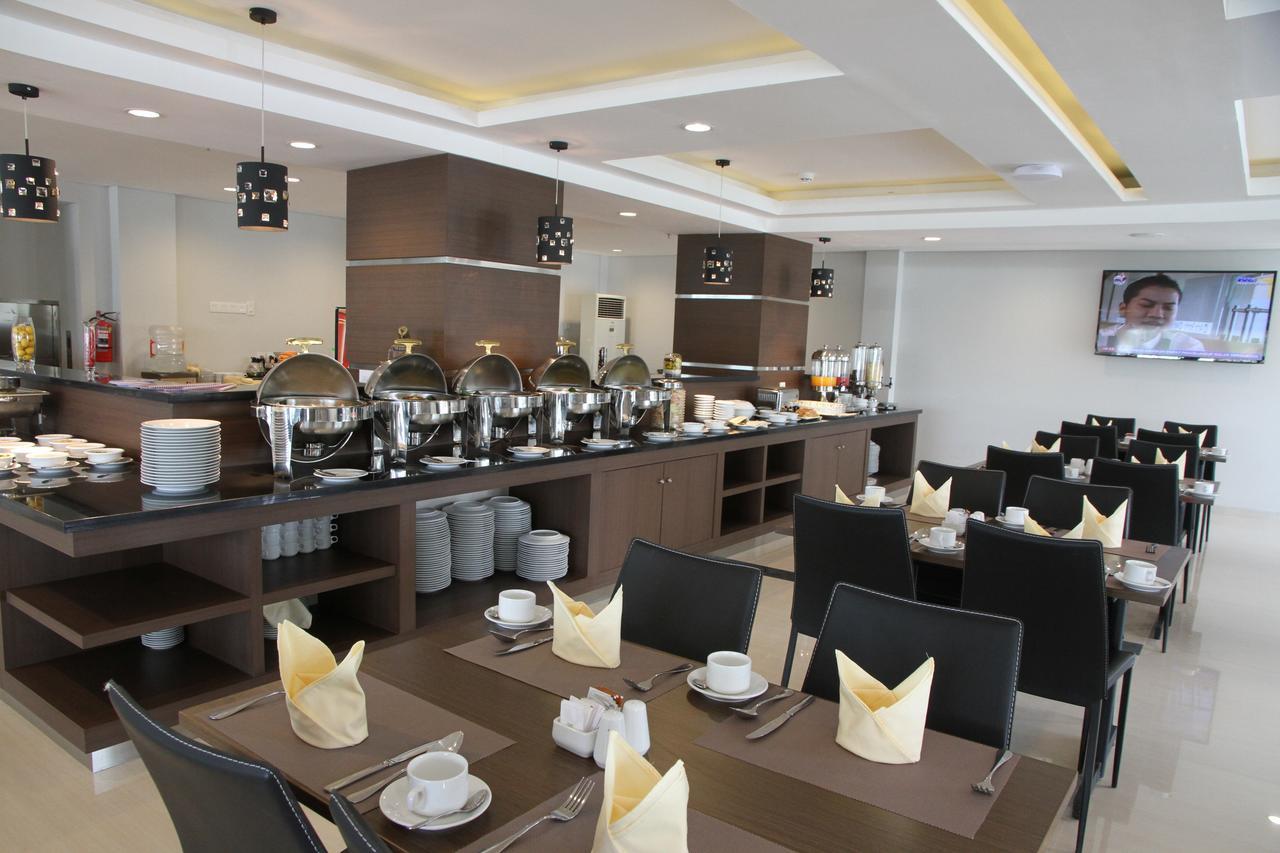 Amantis Hotel Demak Kültér fotó